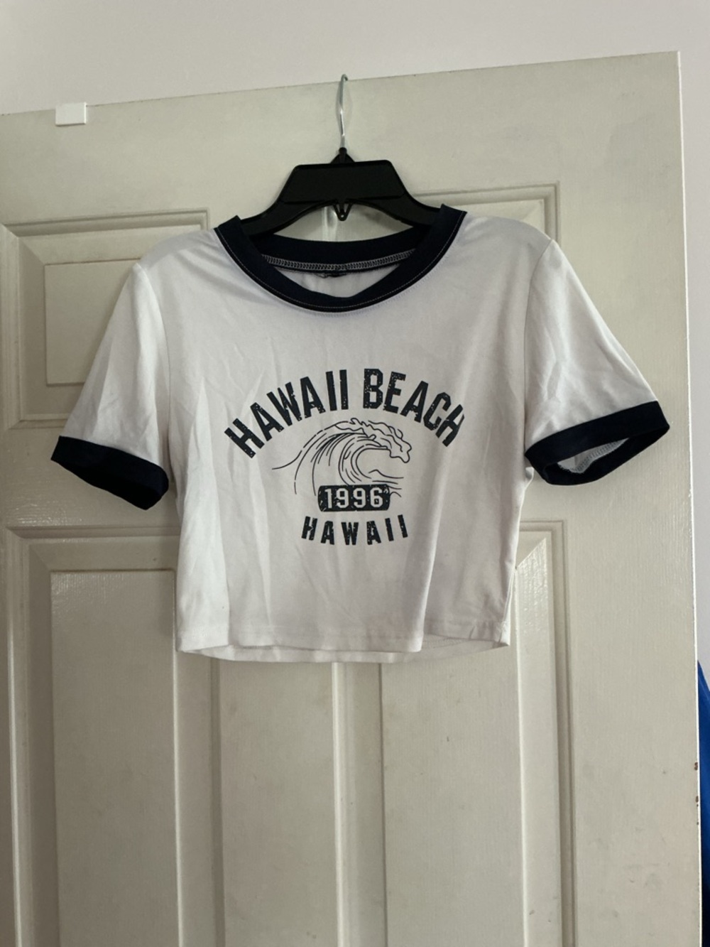 Hawaii Beach Graphic Ringer Crop Tee - White & Navy